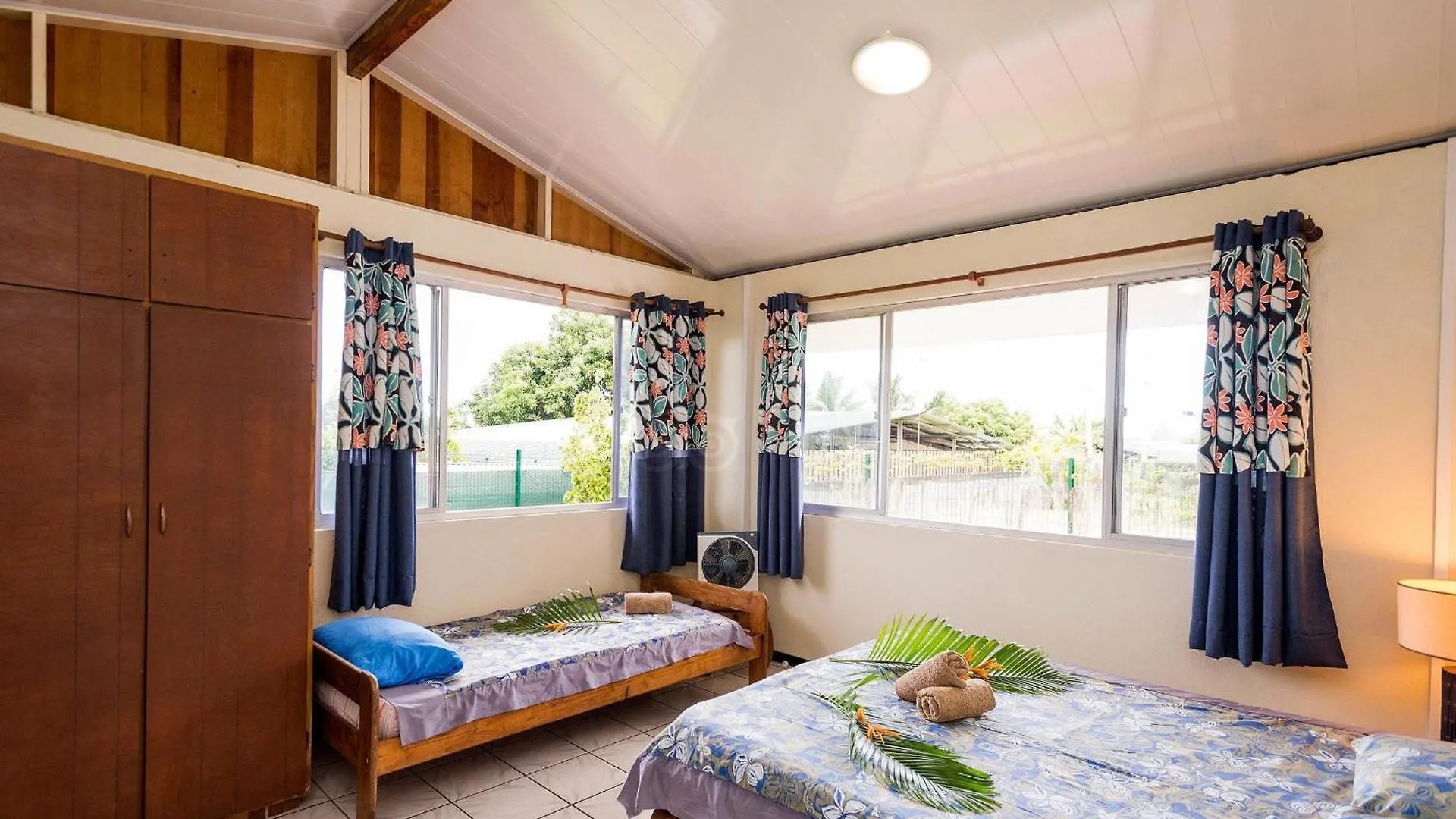 Hotel Pension Te Miti Hebergement Touristique Tahiti - Plage A 200M Punaauia  Polinezja Francuska